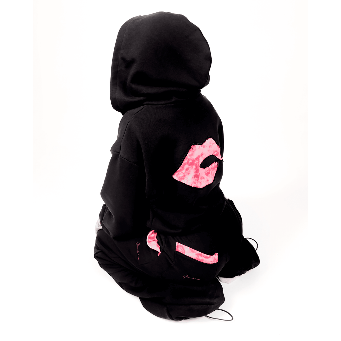 CUT YOUR OWN REALITY SET