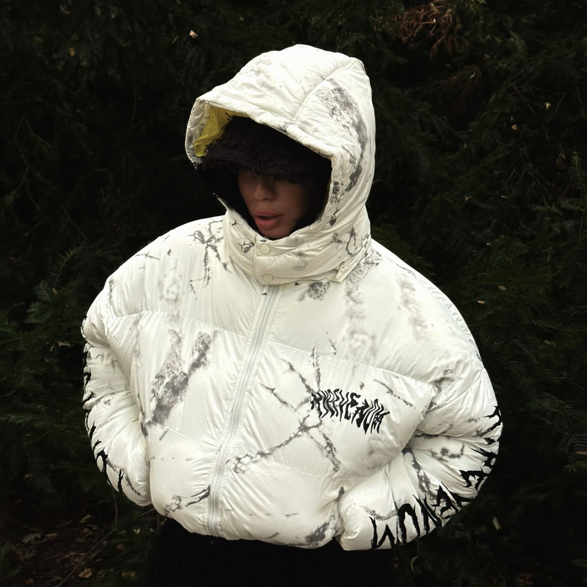 WHITE SILENCE JACKET
